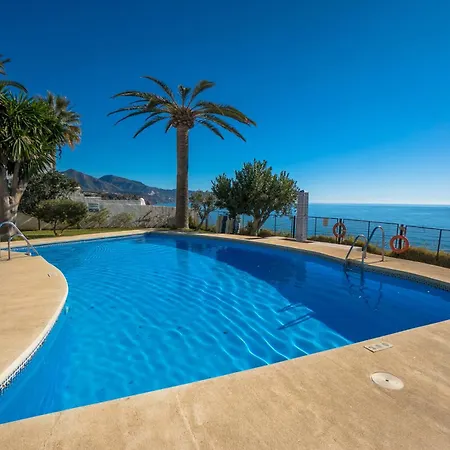 Tuhillo 1i Menyber Apartmán *