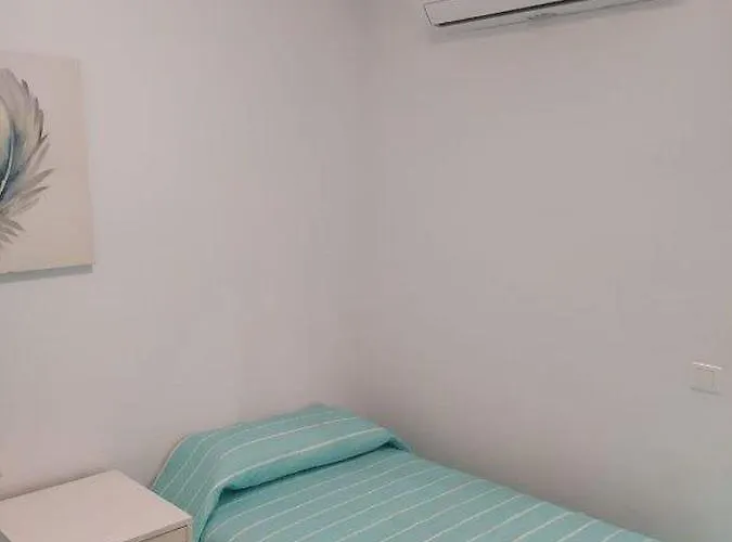 Tuhillo 1i Menyber Nerja