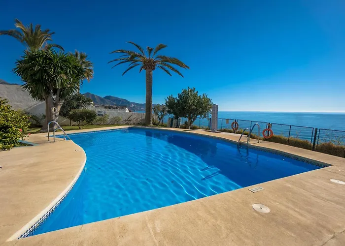 Tuhillo 1i Menyber 아파트 *