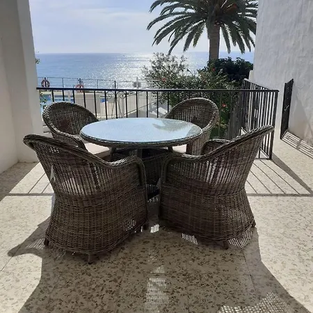 Apartment Tuhillo 1i Menyber Nerja